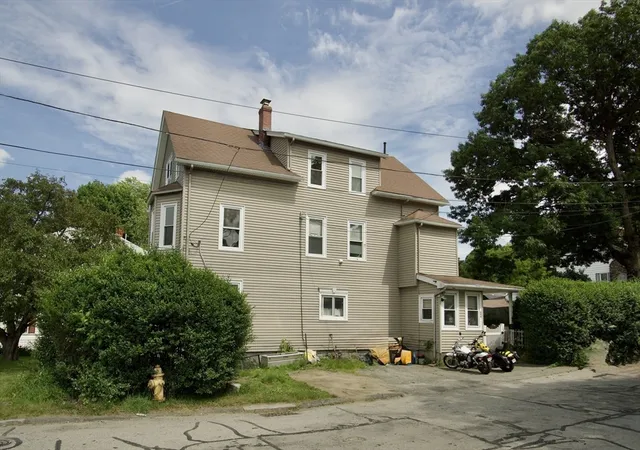 Photo 3 of Sale Pending at 696 Grafton St, Worcester, MA 01604 | MLS# 73534227 | Listing updated on 2026-10-03