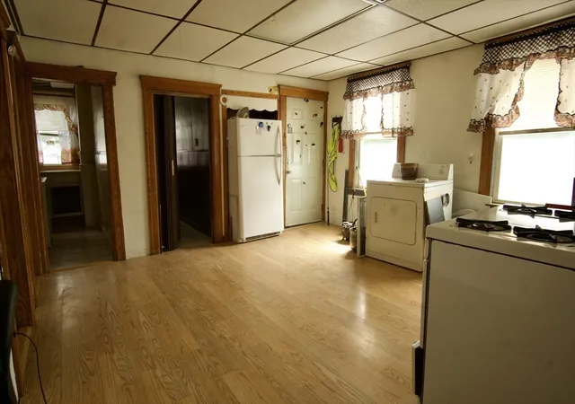 Listing Photo 4 - Condo for sale in building located at 696 Grafton St, Worcester, MA 01604