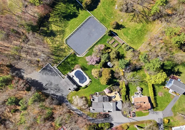 1st image of 12 Beatty Ln, South Easton, MA 02375 | MLS# 73518562