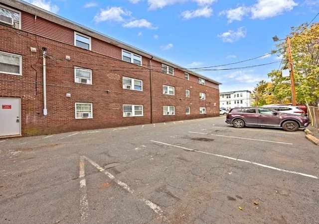 4th image of 108 Franklin St, Lynn, MA 01902 | MLS# 73504665
