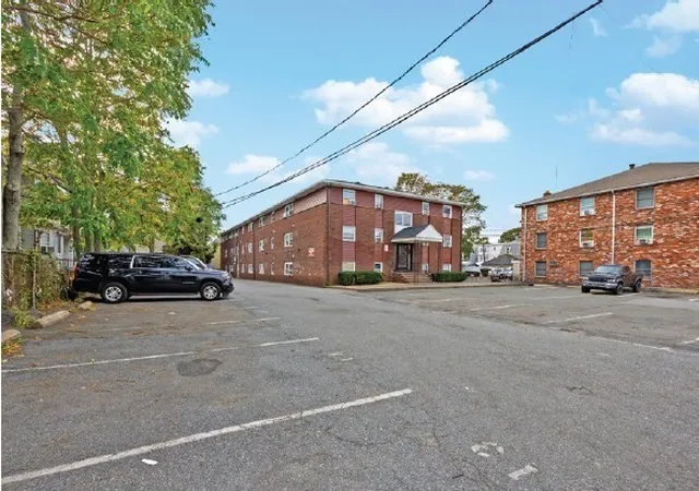 5th image of 108 Franklin St, Lynn, MA 01902 | MLS# 73504665