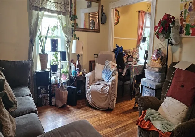 4th image of 95 Cedar St, Framingham, MA 01702 | MLS# 73511012