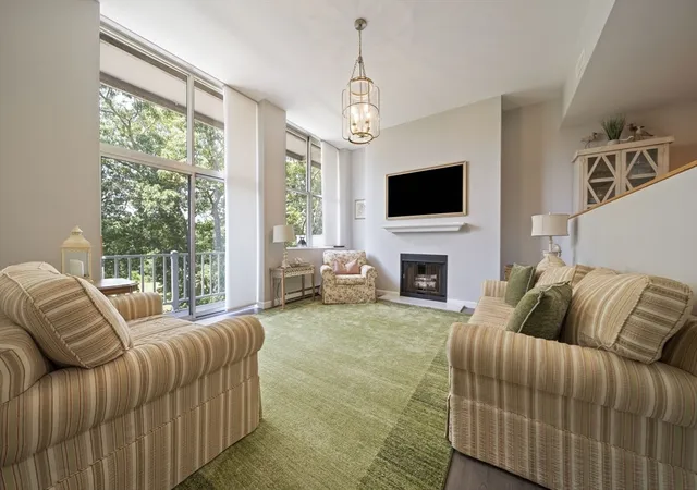 Photo 3 of Sale Pending at 100 Parks St #18, Duxbury, MA 02332 | MLS# 73570183 | Listing updated on 2026-10-02
