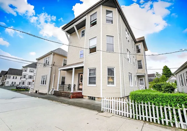 2nd image of 82 Eugenia St, New Bedford, MA 02745 | MLS# 73567582