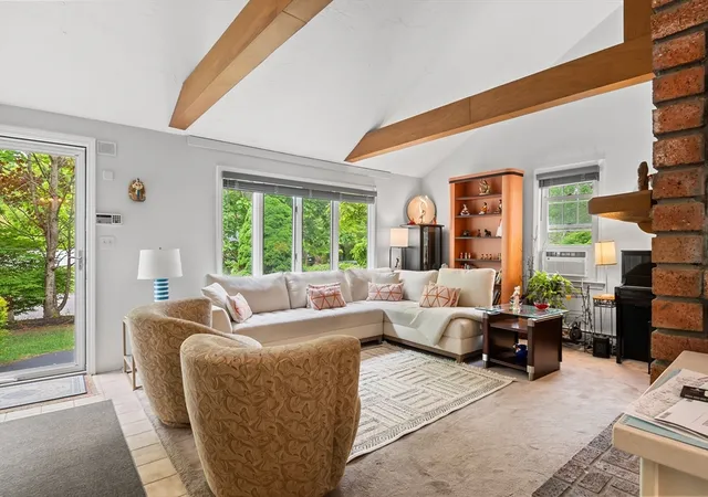 4th image of 19 Hood Dr, Plymouth, MA 02360 | MLS# 73543014