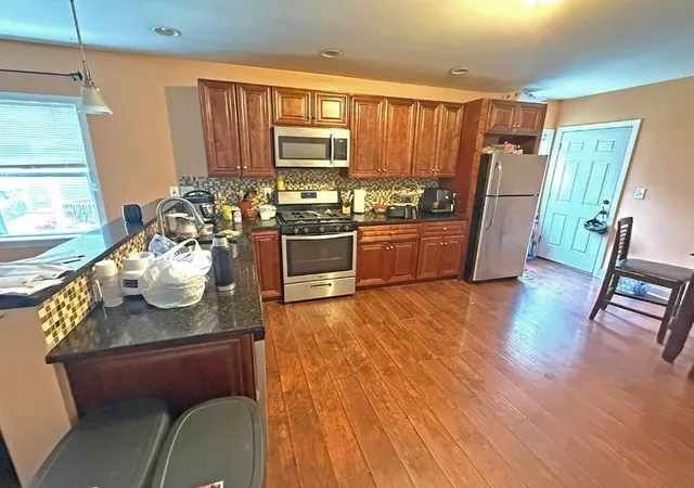 4th image of 19 Willow St, Whitinsville, MA 01852