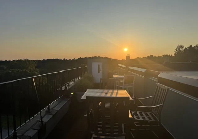 2nd image of 100 Parks St, Duxbury, MA 02332