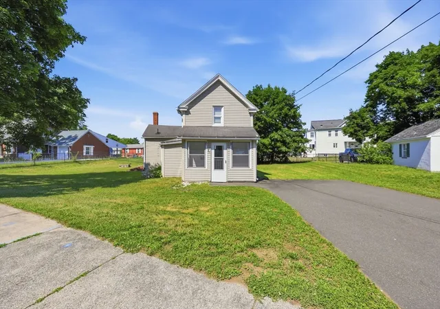 Homes for sale in Springfield, MA | 70 Milton St, Springfield, MA 01151 | MLS# 73549350