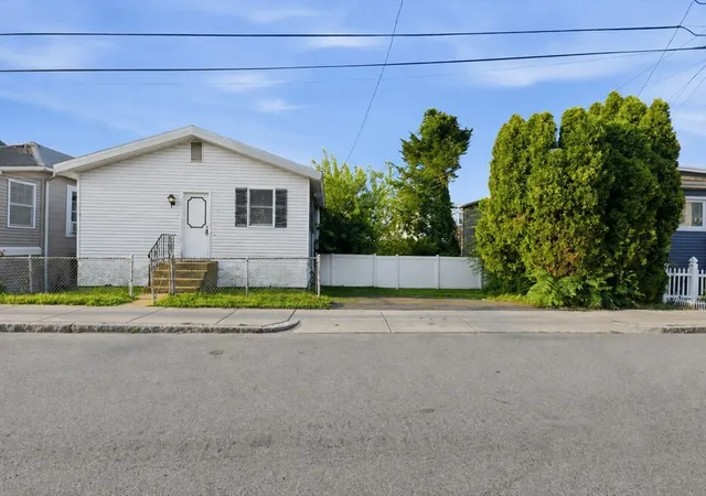 2nd image of 66 Calumet St, Revere, MA 02151 | MLS# 73563001