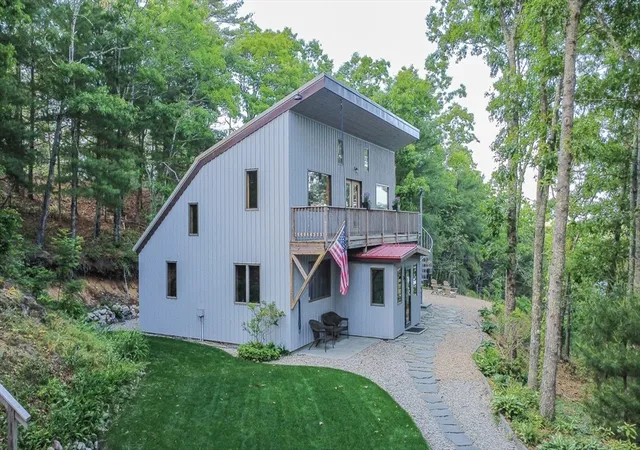 Photo 2 of Single family home for sale at 185 Black Cat Rd, Plymouth, MA 02360 | MLS# 73539663 | Listing updated on 2026-06-26