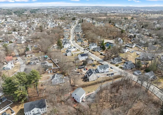 2nd image of 235 Oakland Ave, Methuen, MA 01844