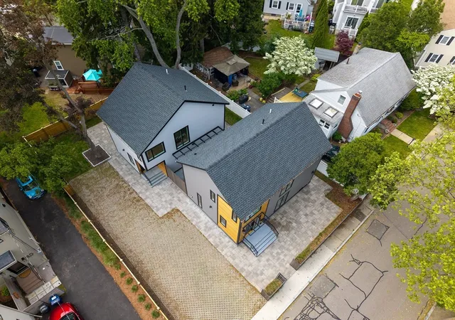 2nd image of 95 Griswold St, Cambridge, MA 02138