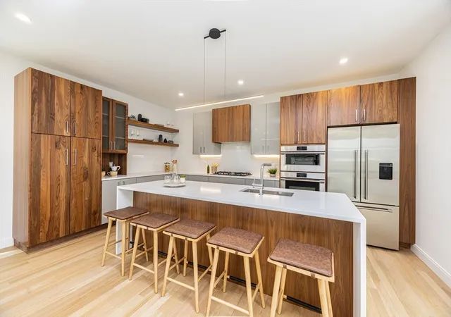 5th image of 95 Griswold St, Cambridge, MA 02139