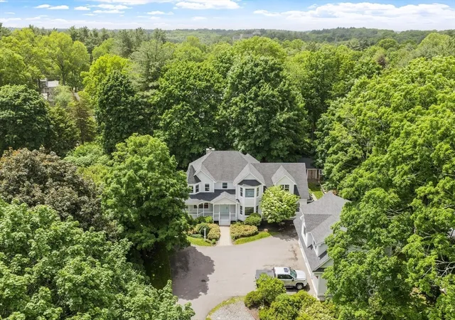 Photo 2 of Single family home for sale at 263 Elm St, Concord, MA 01742 | MLS# 73529339 | Listing updated on 2026-08-29