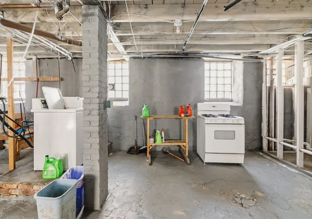 Listing Photo 2 - Condo for sale in building located at 613 Durfee St, Fall River, MA 02720 - Unit #