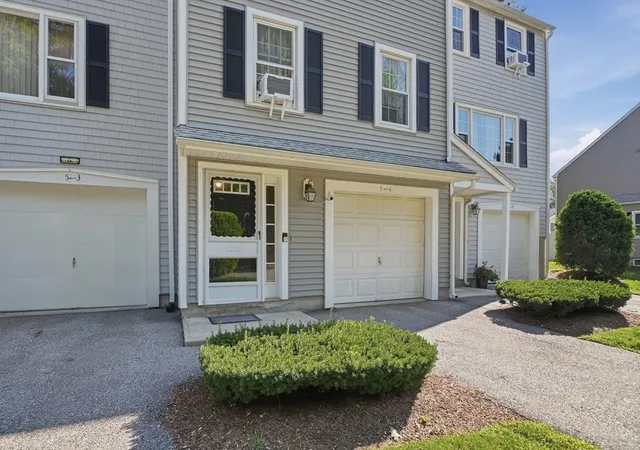 Photo 2 of Sale Pending at 5 Tuck Farm Rd #4, Auburn, MA 01501 | MLS# 73563461 | Listing updated on 2026-08-22