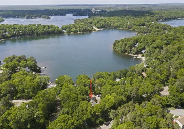 1st image of 131 Lakeview Blvd, Plymouth, MA 02360 | MLS# 73536327