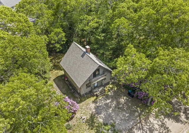 35th image of 131 Lakeview Blvd, Plymouth, MA 02360 | MLS# 73536327