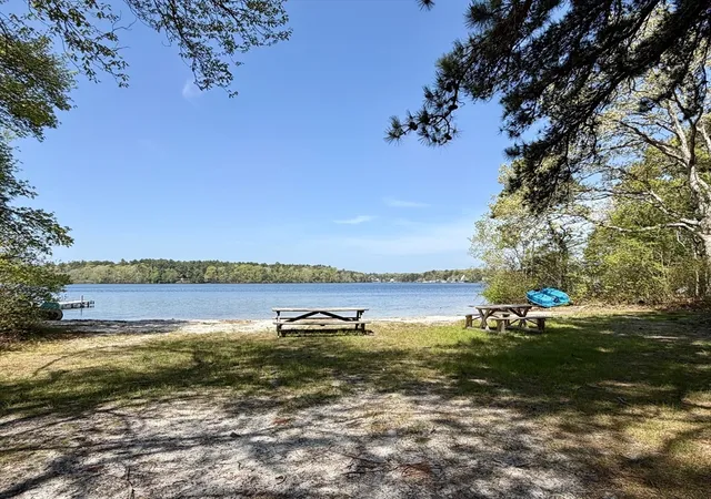3rd image of 131 Lakeview Blvd, Plymouth, MA 02360 | MLS# 73536327