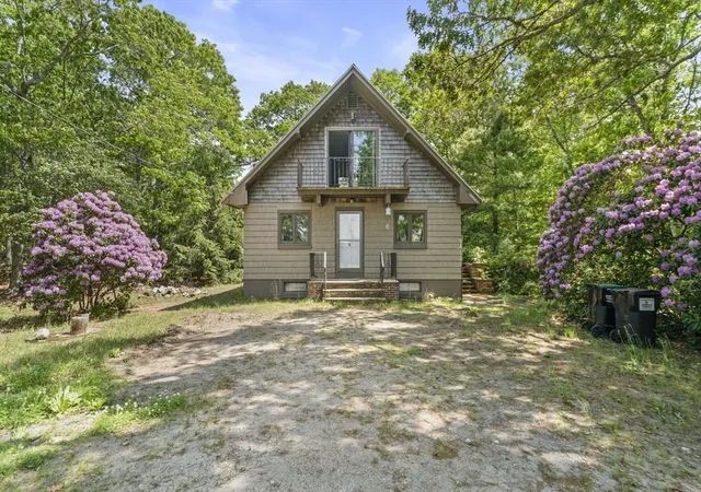 4th image of 131 Lakeview Blvd, Plymouth, MA 02360 | MLS# 73536327