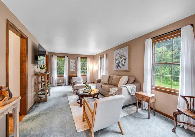 Homes for sale in West Springfield, MA | 231 Edgewood Road, West Springfield, MA 01089 | MLS# 73547464