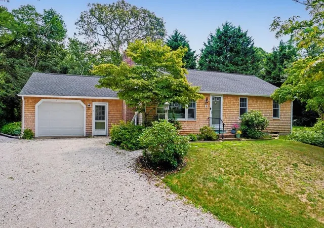 2nd image of 4 Susan Lane, Brewster, MA 02631 | MLS# 73562497