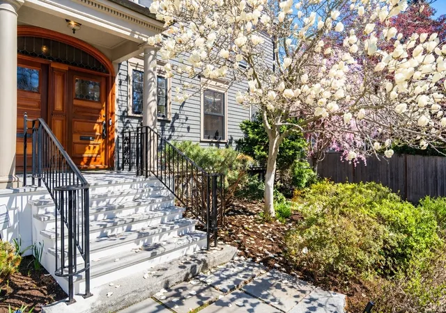 2nd image of 9 Farrar Street #9, Cambridge, MA 02138 | MLS# 73518192