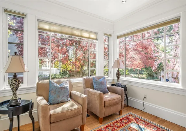 5th image of 9 Farrar St, Cambridge, MA 02138
