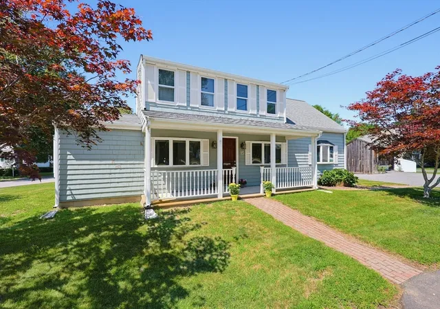 2nd image of 15 Fiske Street, Natick, MA 01760 | MLS# 73559848