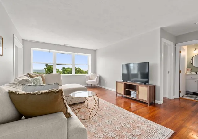 5th image of 21 Middlesex Ave #303, Worcester, MA 01604 | MLS# 73552755