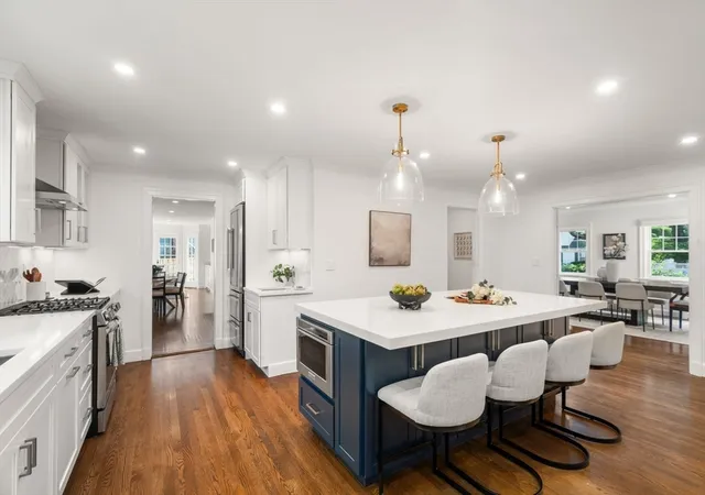 Photo 3 of Single family home for sale at 8 Manitoba Rd, Waban, MA 02468 | MLS# 73562923 | Listing updated on 2026-09-13