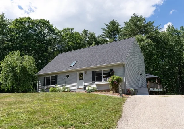 Homes for sale in Brookfield, MA | 1 Barefoot Ln, Brookfield, MA 01506 | MLS# 73542946