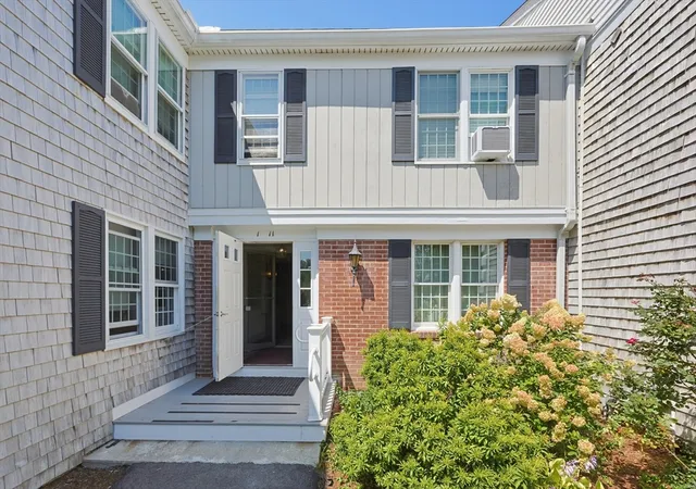 2nd image of 7 Highview Dr #7, Sandwich, MA 02563 | MLS# 73567919