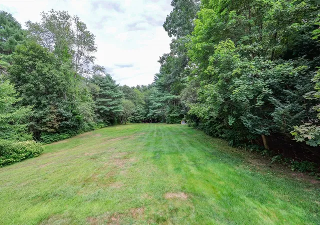 5th image of 449 Buck St, Pembroke, NH 03275 | MLS# 73568129