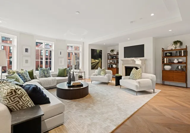 2nd image of 397 Commonwealth Avenue #3, Boston, MA 02215 | MLS# 73561806