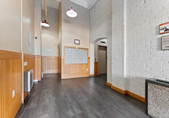 Homes for sale in Springfield, MA | 385 Worthington St #3G, Springfield, MA 01103 | MLS# 73547478