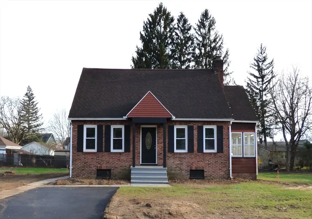 Homes for sale in Springfield, MA | 21 Wrona St, Springfield, MA 01151 | MLS# 73501528