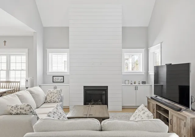 5th image of 7 Baldwin Ct #7, Harvard, MA 01451 | MLS# 73544675
