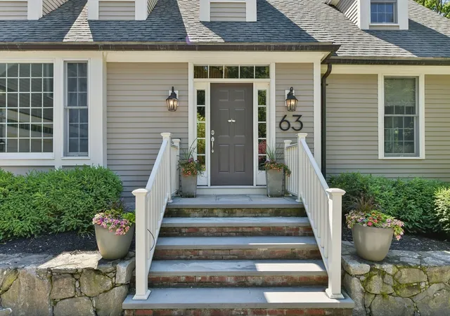 Photo 2 of Mansion for sale at 63 Old E St, Carlisle, MA 01741 | MLS# 73556530 | Listing updated on 2026-09-25