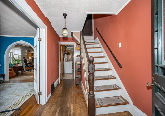 3rd image of 29 North St, Medford, MA 02155 | MLS# 73491875