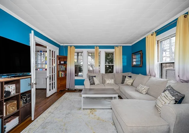4th image of 29 North St, Medford, MA 02155 | MLS# 73491875