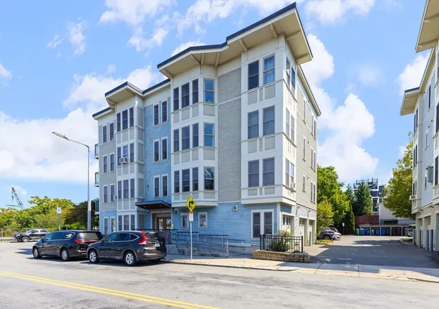 1st image of 429 Border St #6, East Boston, MA 02128 | MLS# 73560820