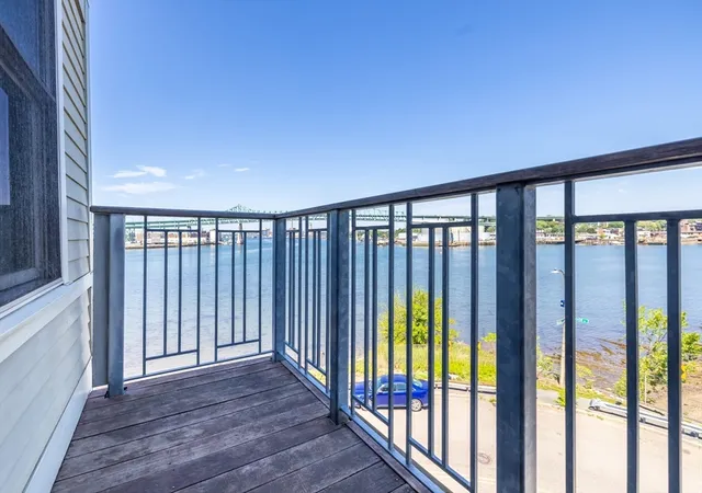 4th image of 429 Border St #6, East Boston, MA 02128 | MLS# 73560820