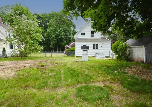 5th image of 275 Reed St, Hanson, MA 02341 | MLS# 73541263