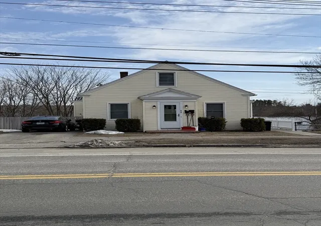 Homes for sale in Concord, NH | 273-279 S Main St, Concord, NH 03301 | MLS# 73500600