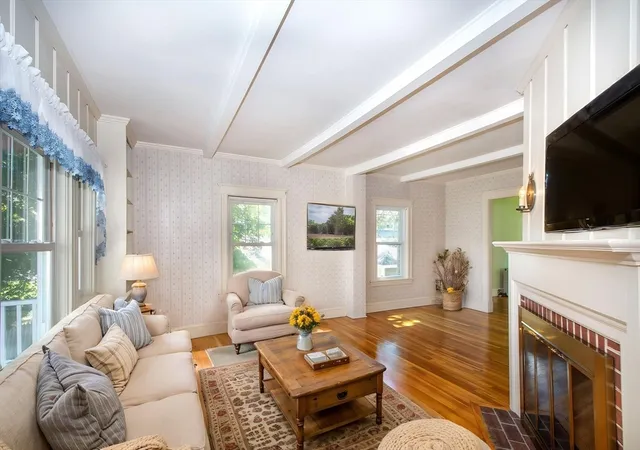 Photo 3 of Sale Pending at 10 Elmlawn Rd, Braintree, MA 02184 | MLS# 73568864 | Listing updated on 2026-09-15