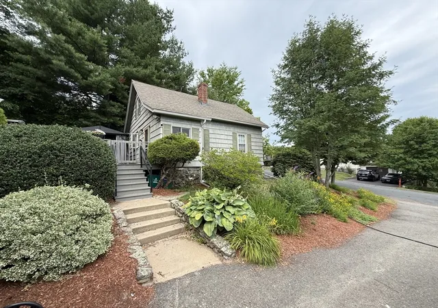 Photo 2 of Sale Pending at 74 Wilkinson St, Worcester, MA 01606 | MLS# 73549675 | Listing updated on 2026-08-21