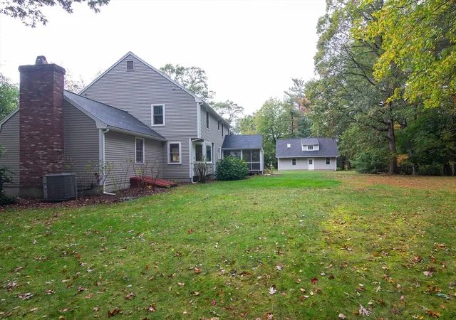 Photo 3 of Sale Pending at 28 Stetson Dr, Marlborough, MA 01752 | MLS# 73441939 | Listing updated on 2026-07-02