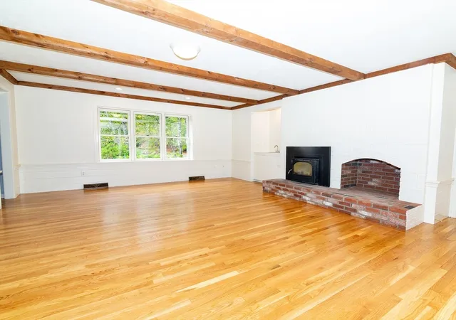 Photo 4 of Sale Pending at 28 Stetson Dr, Marlborough, MA 01752 | MLS# 73441939 | Listing updated on 2026-07-02
