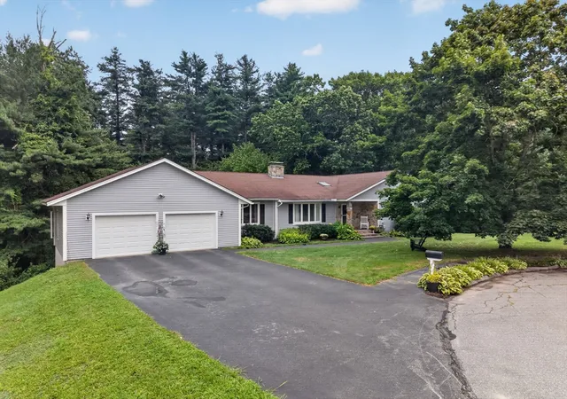 Photo 2 of Sale Pending at 38 Sable Run Ln, Methuen, MA 01844 | MLS# 73566113 | Listing updated on 2026-09-07